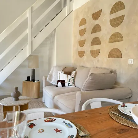 Апартаменты Window On Ramatuelle *