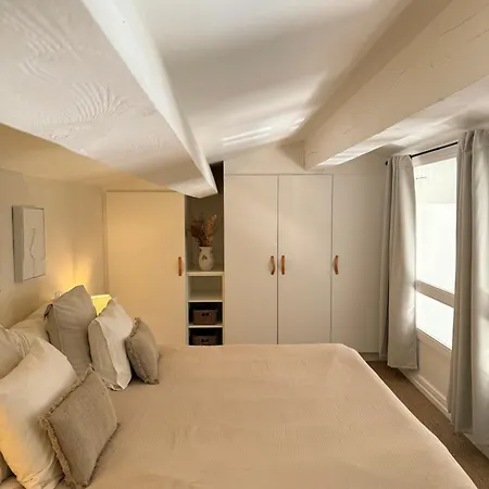 Apartman Window On Ramatuelle Saint-Tropez